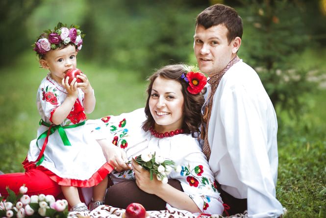 Сімейні Цінності: Фундамент для Розвитку Особистості Дитини